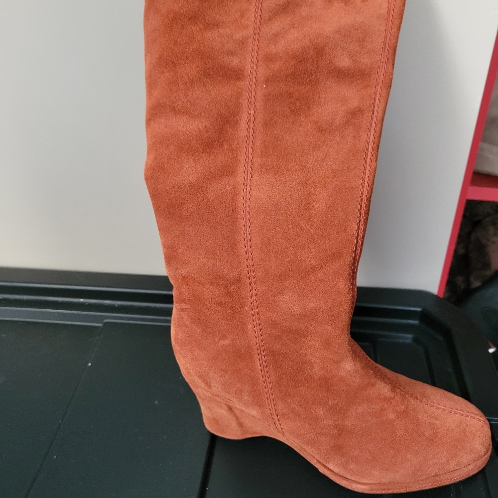 Ladies boots